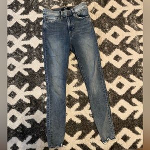 Hudson Barabara super skinny comfy stretchy jeans 2/26 … never worn